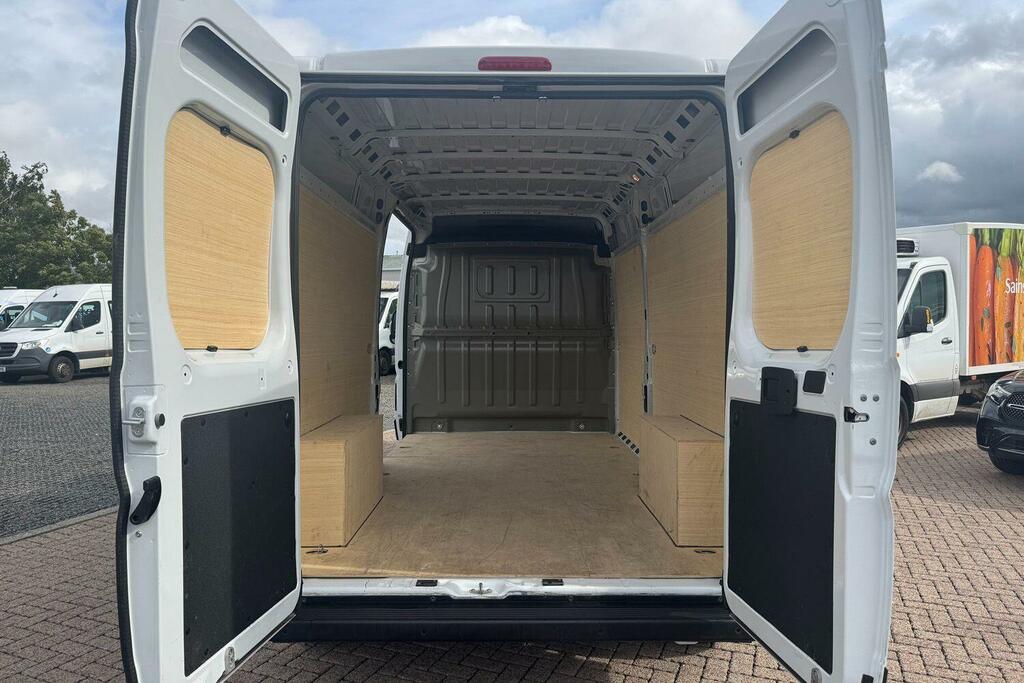Citroen Relay 2.2 Bluehdi 35 Enterprise Panel Van Man White #2