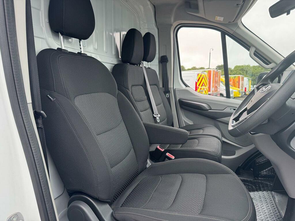 Maxus Deliver 9 2.0 D20 Panel Van Rwd L3 H2 Euro White #4