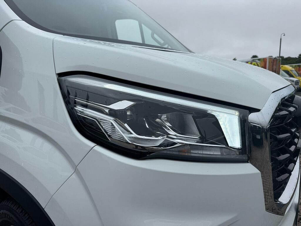 Maxus Deliver 9 9 Lux D20 Lwb Dropside Drw 2.0Td 150Bhp Silver #12