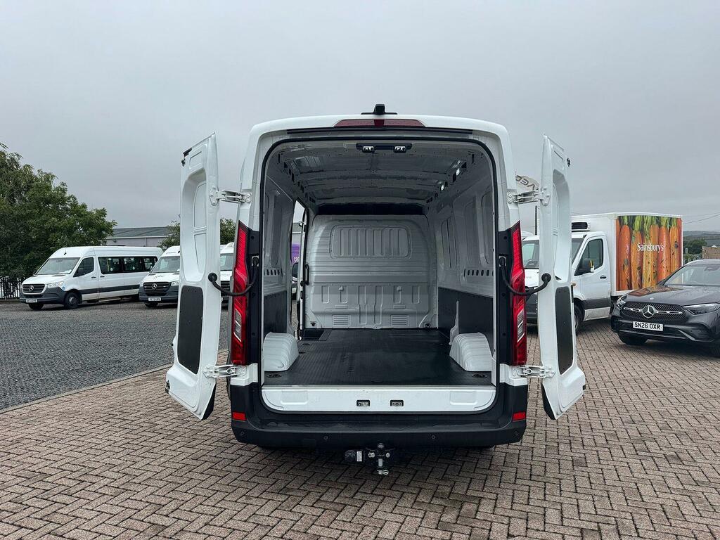 Maxus Deliver 9 2.0 D20 Panel Van Rwd L3 H2 Euro White #2