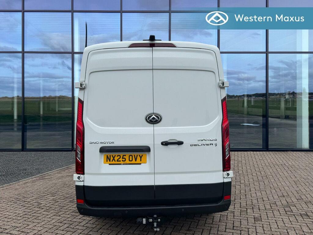 Maxus Deliver 9 9 Lux D20 Lwb Dropside Drw 2.0Td 150Bhp Silver #8
