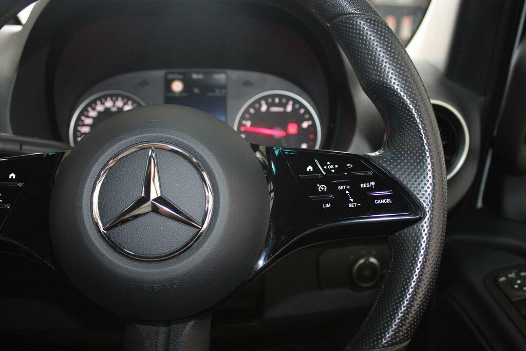 Mercedes-Benz Sprinter 315 Cdi Premium White #25