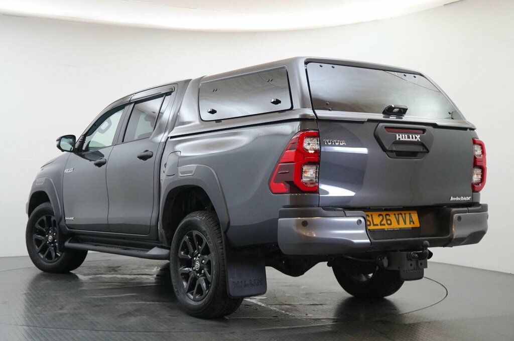 Toyota HILUX 2.8 D-4d-h Invincible X 4Wd Euro 6 Grey #4