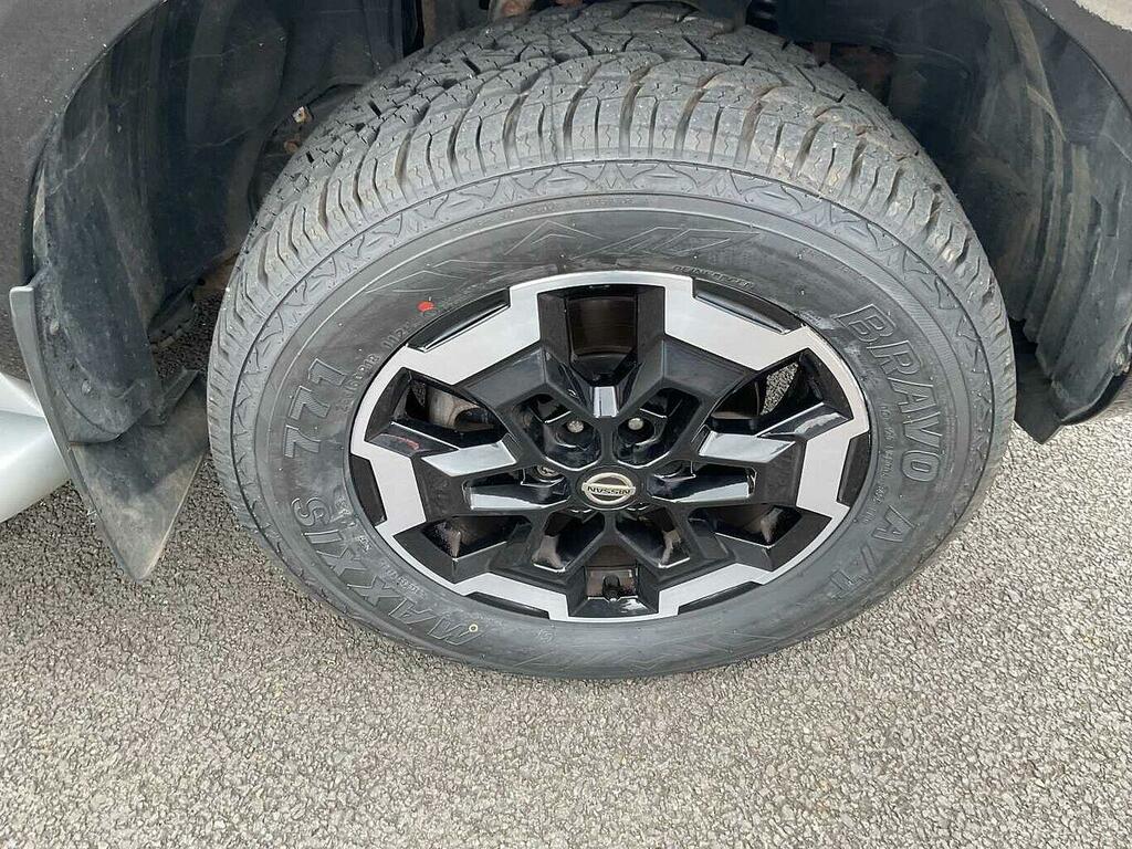 Nissan Navara Dci Tekna Shr Dcb Grey #14