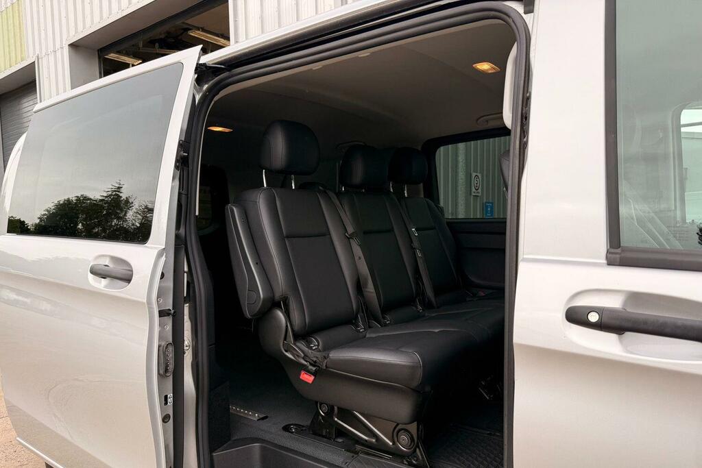 Mercedes-Benz Vito 2L Select Black #17