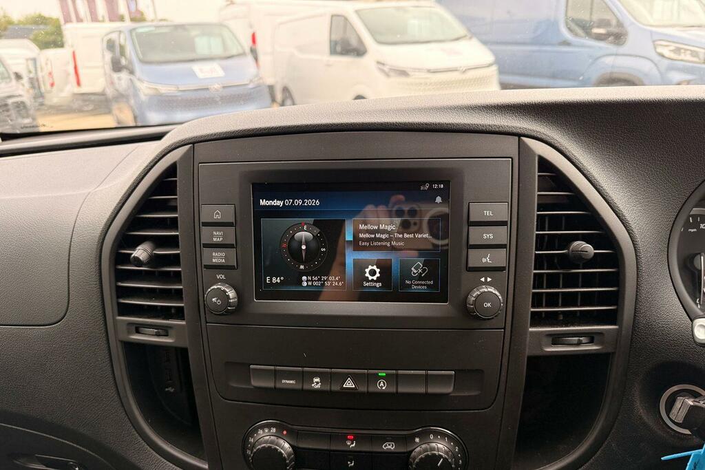 Mercedes-Benz Vito 2L Select Black #23