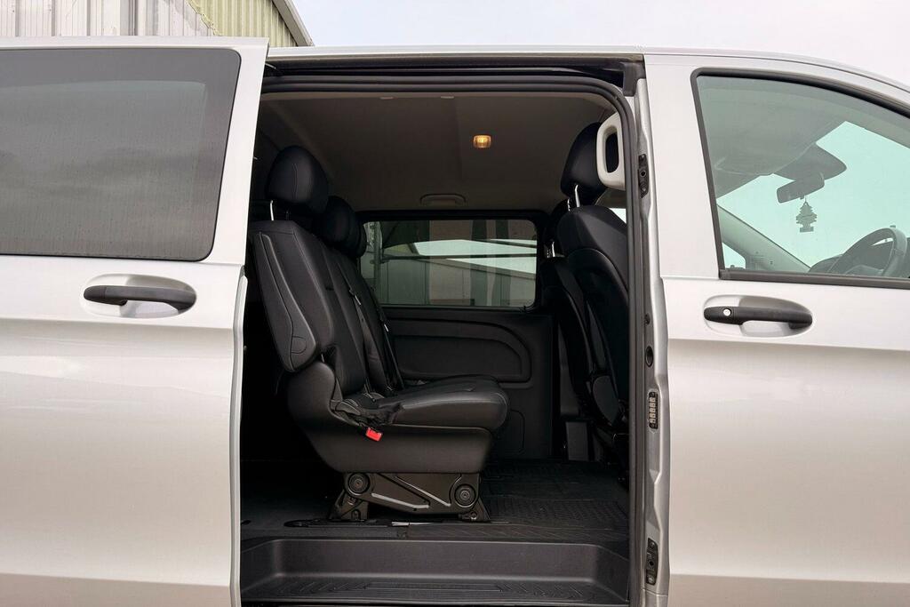 Mercedes-Benz Vito 2L Select Black #16
