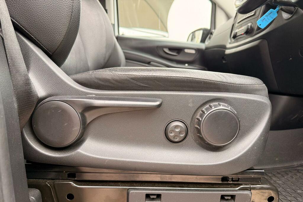 Mercedes-Benz Vito 2L Select Black #34