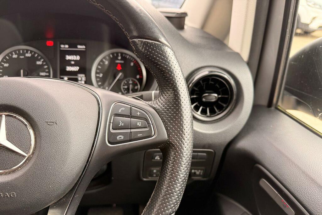 Mercedes-Benz Vito 2L Select Black #26