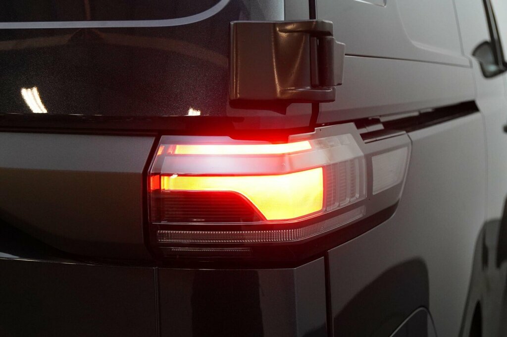 Volkswagen ID.Buzz Id. Buzz Cargo Commerce Swb 286 Ps 79 Kwh White #25