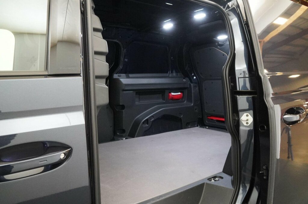 Volkswagen ID.Buzz Id. Buzz Cargo Commerce Swb 286 Ps 79 Kwh White #28