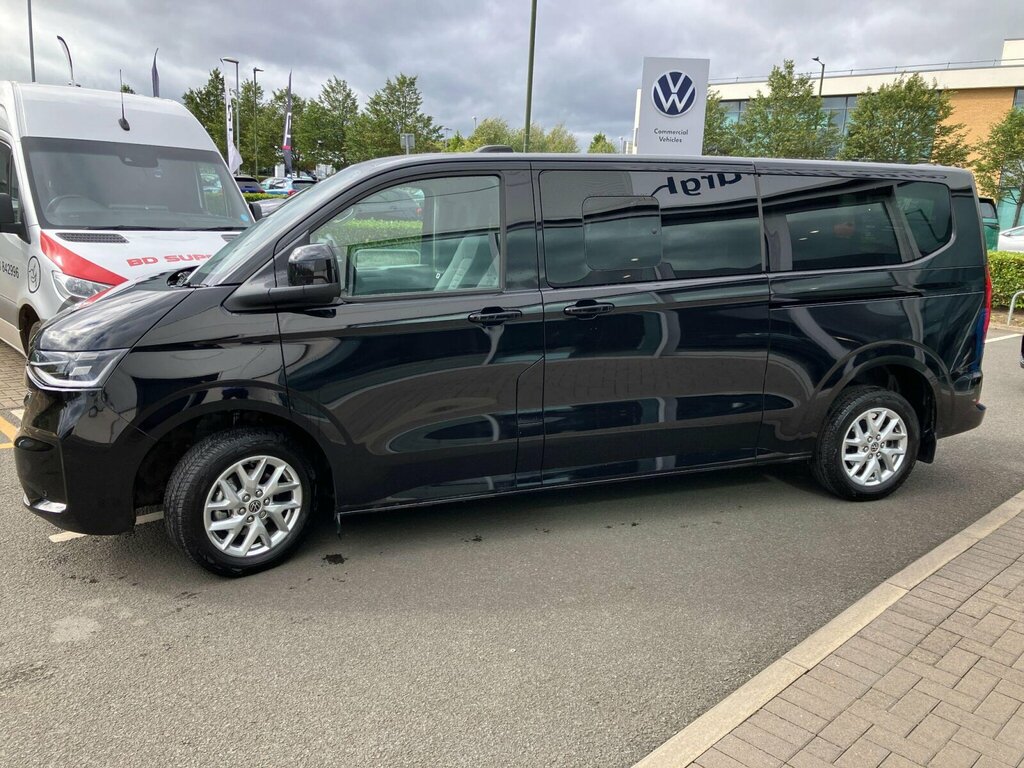 Volkswagen Transporter Shuttle 2.0 Tdi Style Lwb Euro 6 Ss Black #4