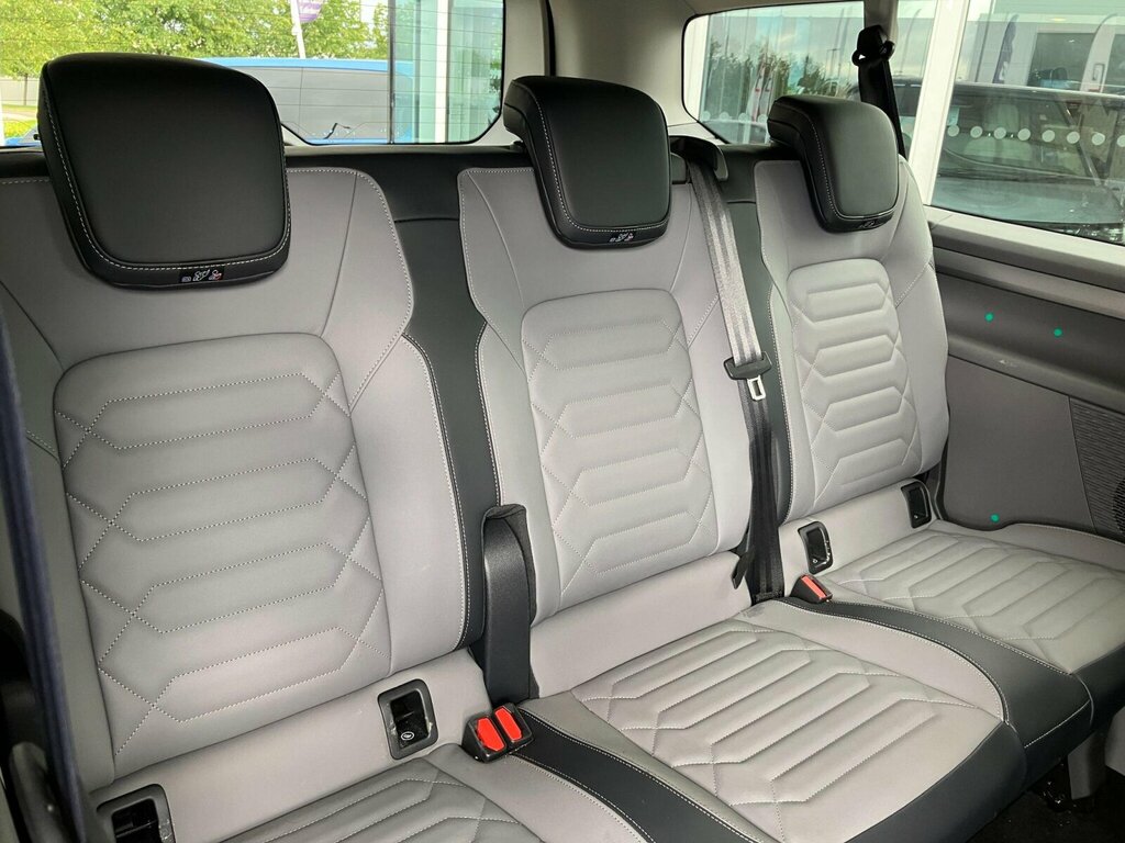 Volkswagen Transporter Shuttle 2.0 Tdi Style Minibus Double Cab L #29