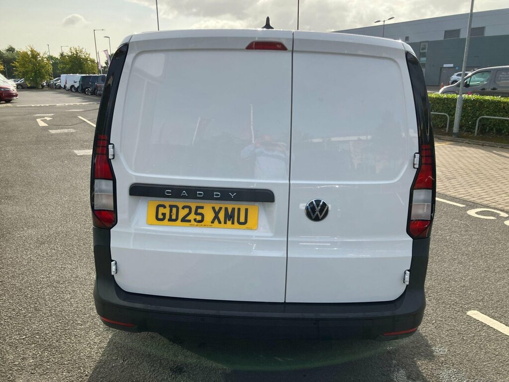 Volkswagen Caddy Maxi 2.0 Tdi 102Ps Commerce Van Businesstech Pack White #6