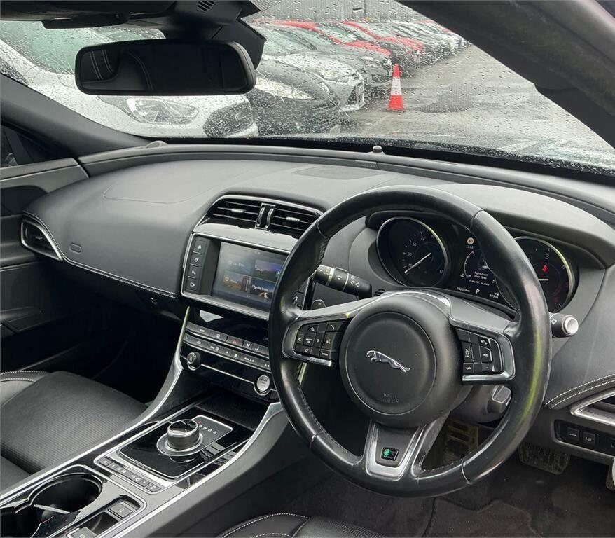 Jaguar XE 2.0D R-sport Euro 6 Ss Black #2
