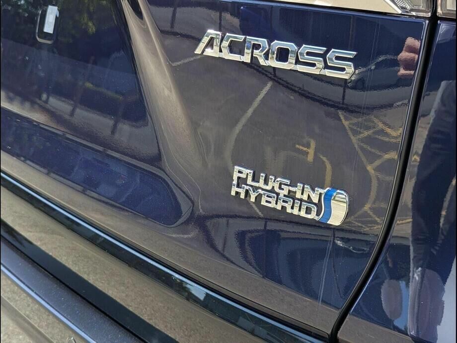 Suzuki Across 2.5 Phev E-four Cvt Silver #41