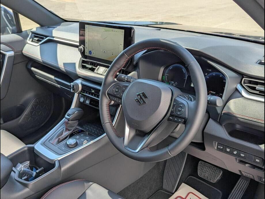 Suzuki Across 2.5 Phev E-four Cvt Silver #14