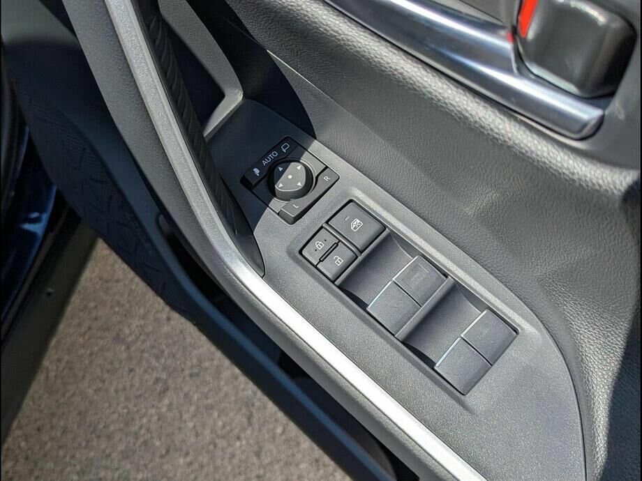 Suzuki Across 2.5 Phev E-four Cvt Silver #31
