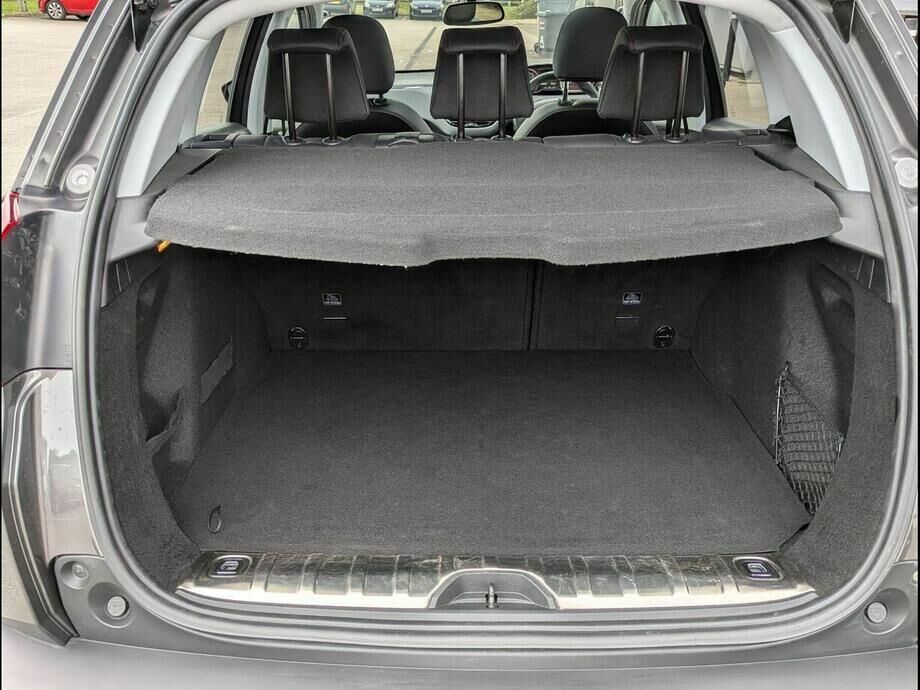 Peugeot 2008 Allure Black #31