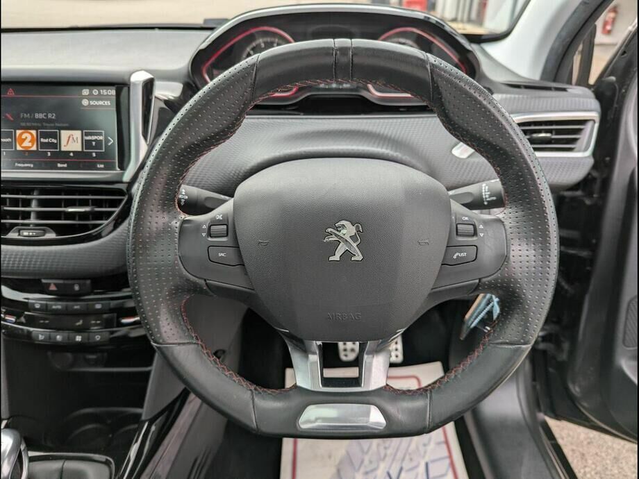 Peugeot 2008 Allure Black #16