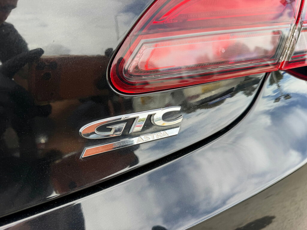 Vauxhall Astra GTC Coupe Red #31