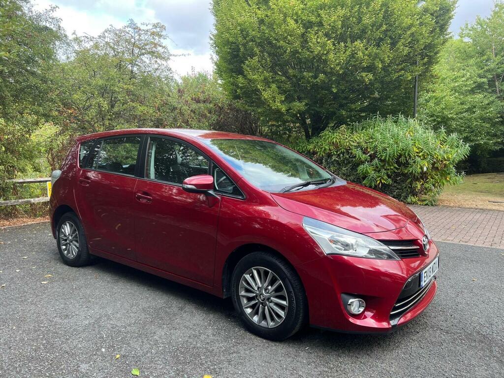 Toyota Verso Mpv 1.6 V-matic Icon Euro 6 7 Seat 201818 Red