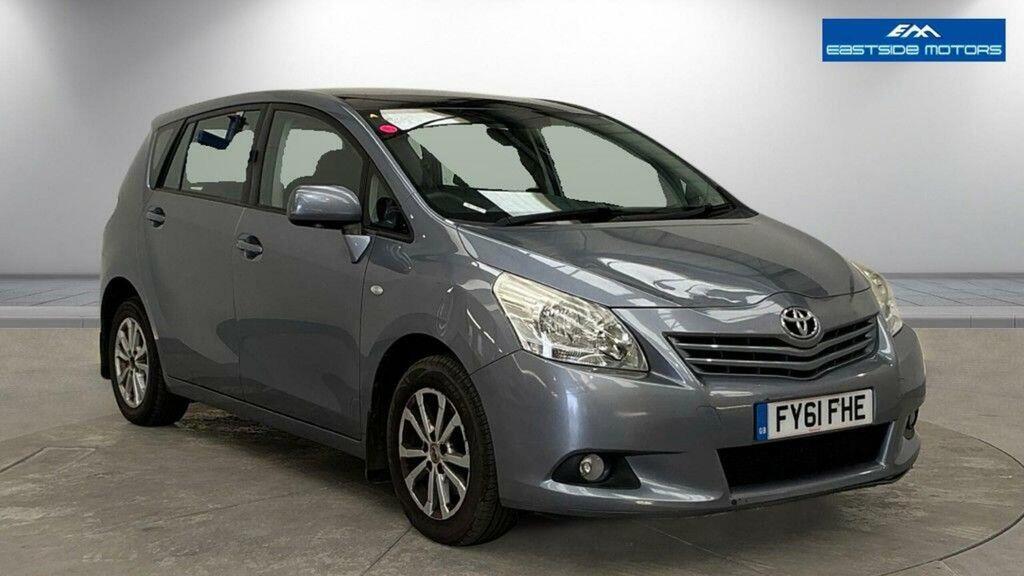 Toyota Verso Mpv 1.8 V-matic Tr Multidrive S Euro 5 20116 Blue