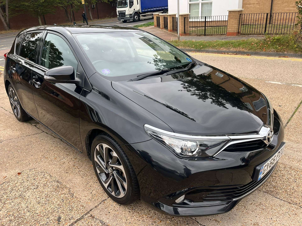 Toyota Auris Design Vvt-i Cvt Black #3