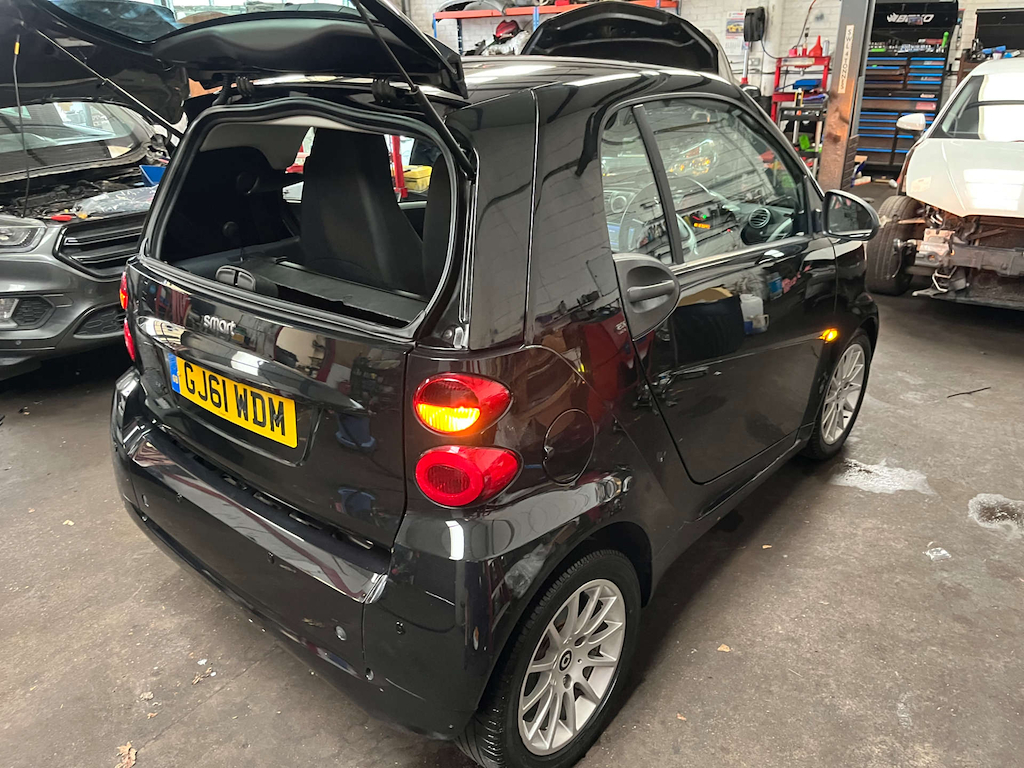 Smart Fortwo Passion Mhd Black #2