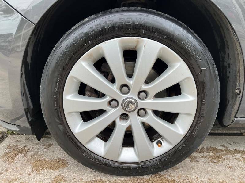 Vauxhall Astra 2.0 Cdti Se Sports Tourer Euro 5 Ss - 2013 Grey #3
