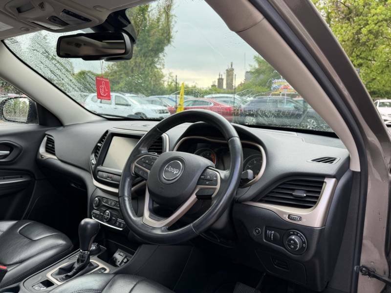 Jeep Cherokee Suv Black #7