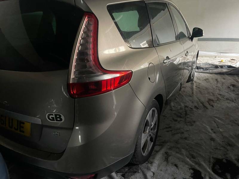 Renault Grand Scenic 1.5 Dci Dynamique Tomtom Euro 5 - 2011 61 Beige #5