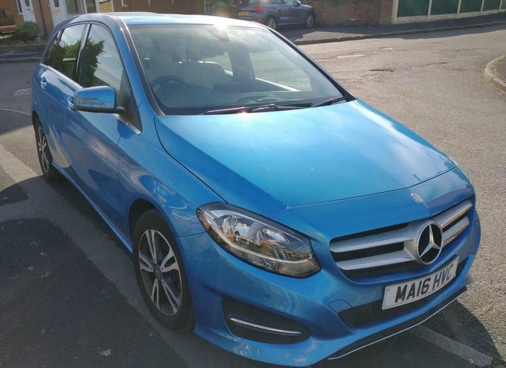 Mercedes-Benz B Class 2.1L Se Blue