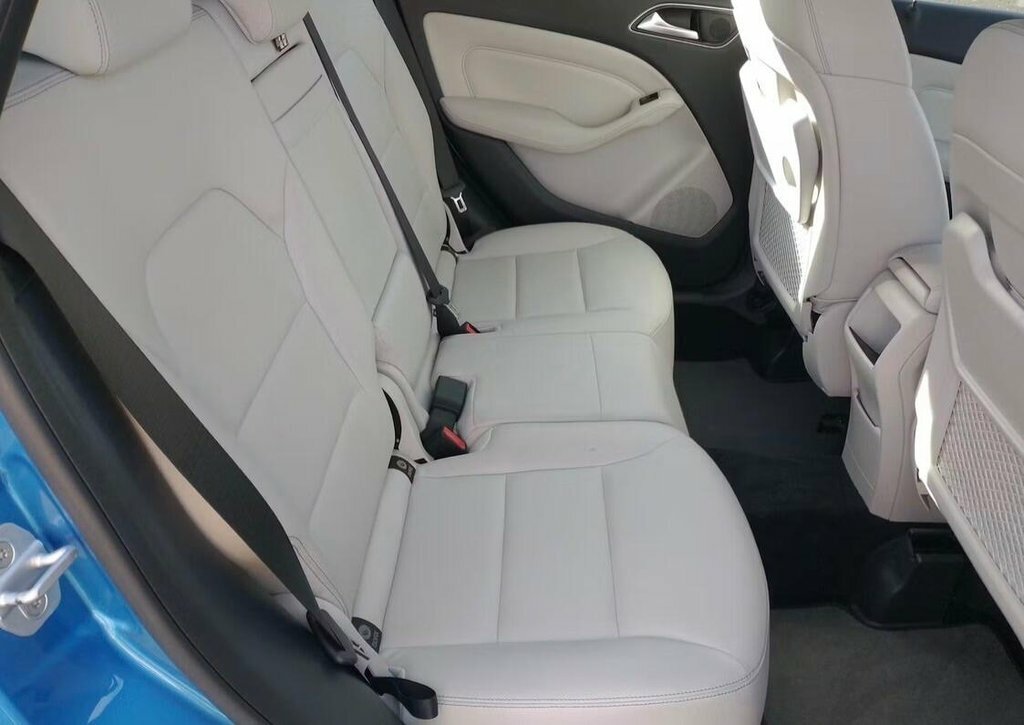Mercedes-Benz B Class 2.1L Se Blue #4