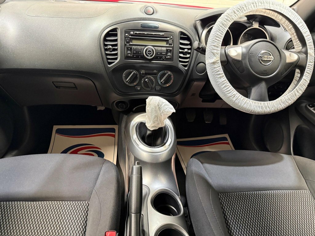 Nissan Juke 1.6L Visia Red #2