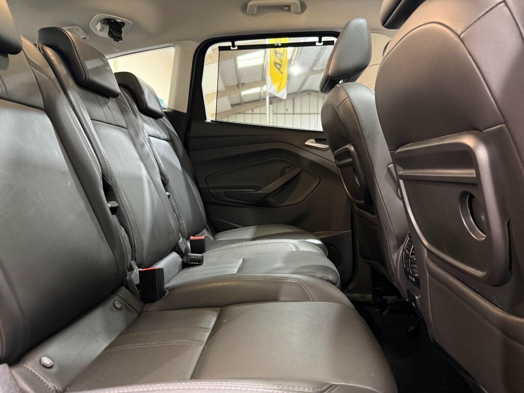 Ford C-Max 1.5L Titanium X Red #5