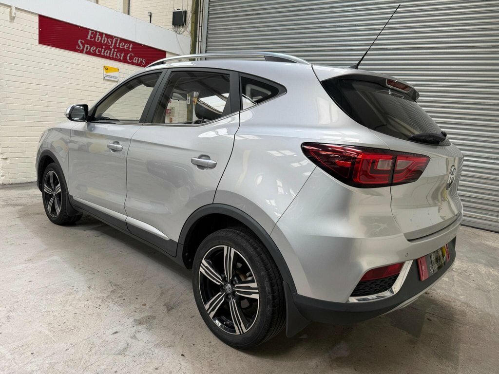 MG ZS 1.5 Mg Zs Exclusive White #10