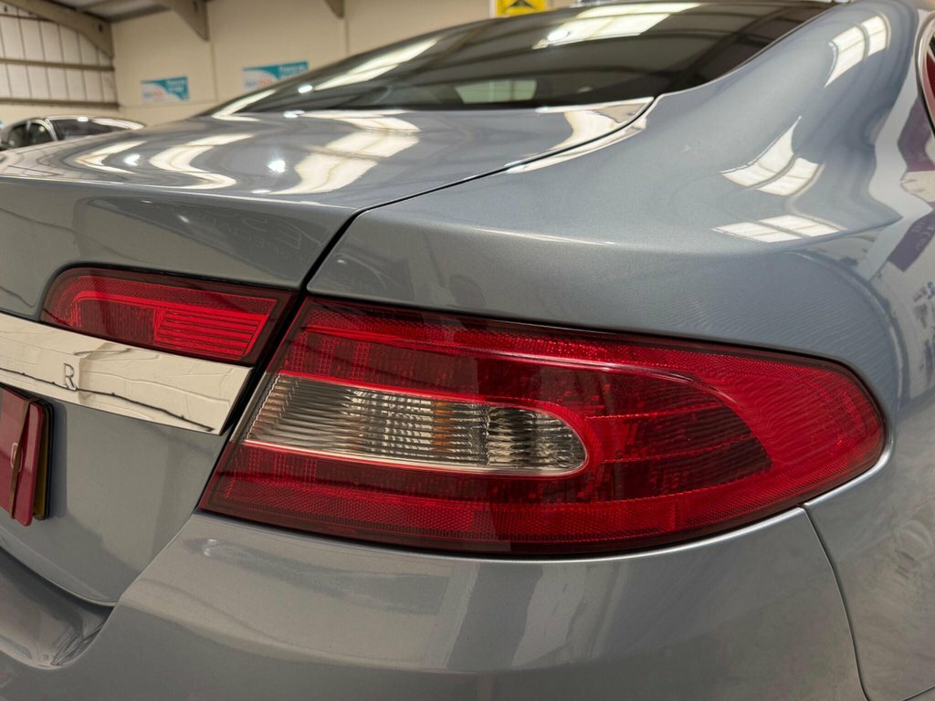 Jaguar XF V6 Premium Luxury Grey #31