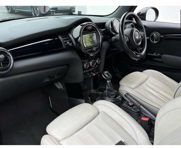 Mini Convertible 1.5L Cooper Black #5