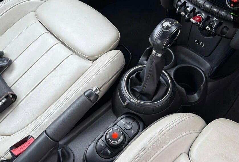 Mini Convertible 1.5L Cooper Black #2