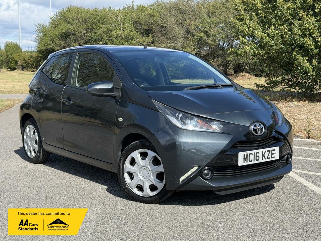 Toyota Aygo 1.0 Vvt-i X-play Hatchback Euro Grey