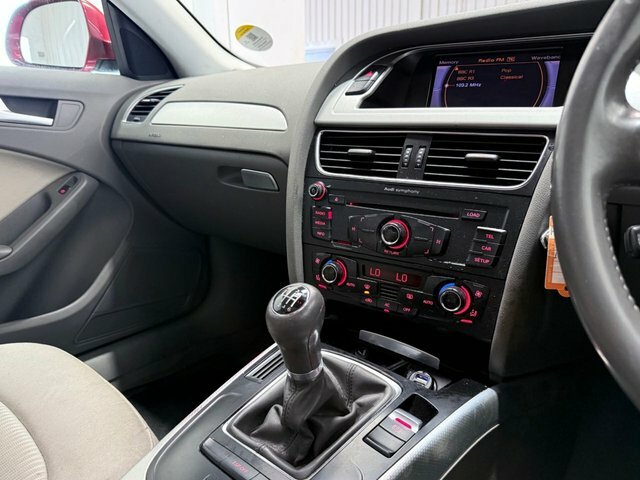 Audi A4 Avant Tdi Executive Se Silver #17