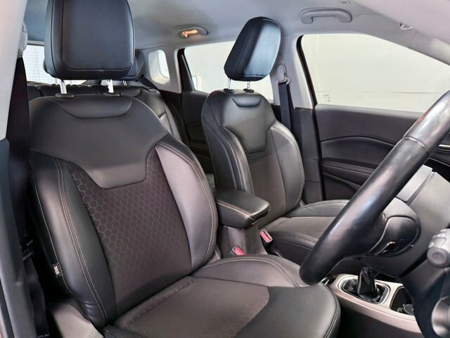 Jeep Compass T Multiairii Limited Black #12