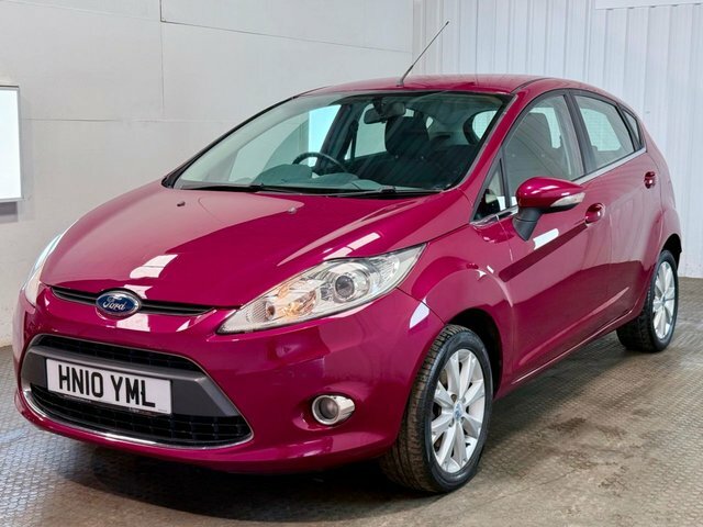 Ford Fiesta 2010 1.25 Zetec Hatchback 129 G Red #3
