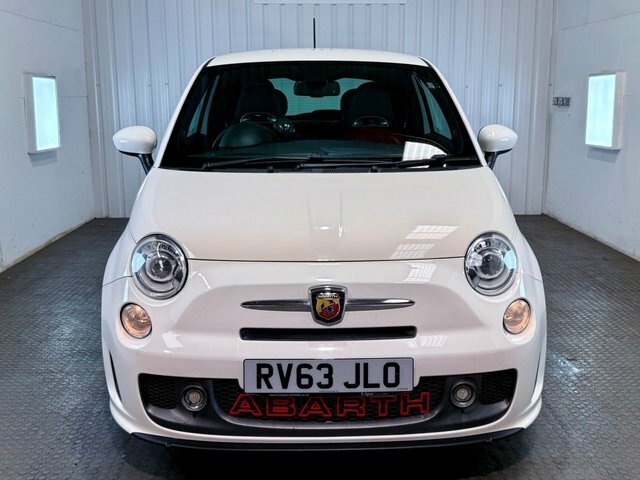 Abarth 595 2013 1.4 T-jet Turismo Hatchback White #2