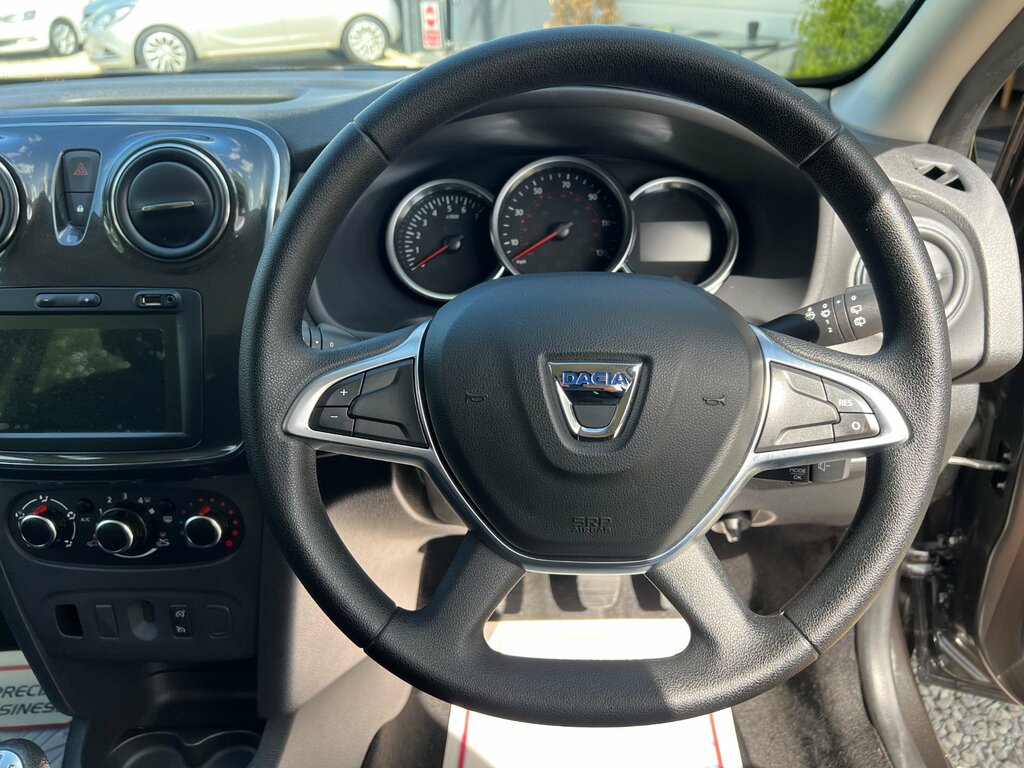 Dacia Logan 1.0 Essential Sce 73 Bhp White #14