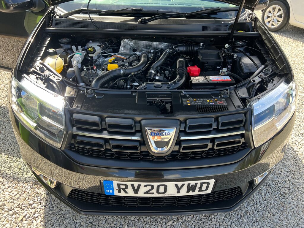 Dacia Logan 1.0 Essential Sce 73 Bhp White #8