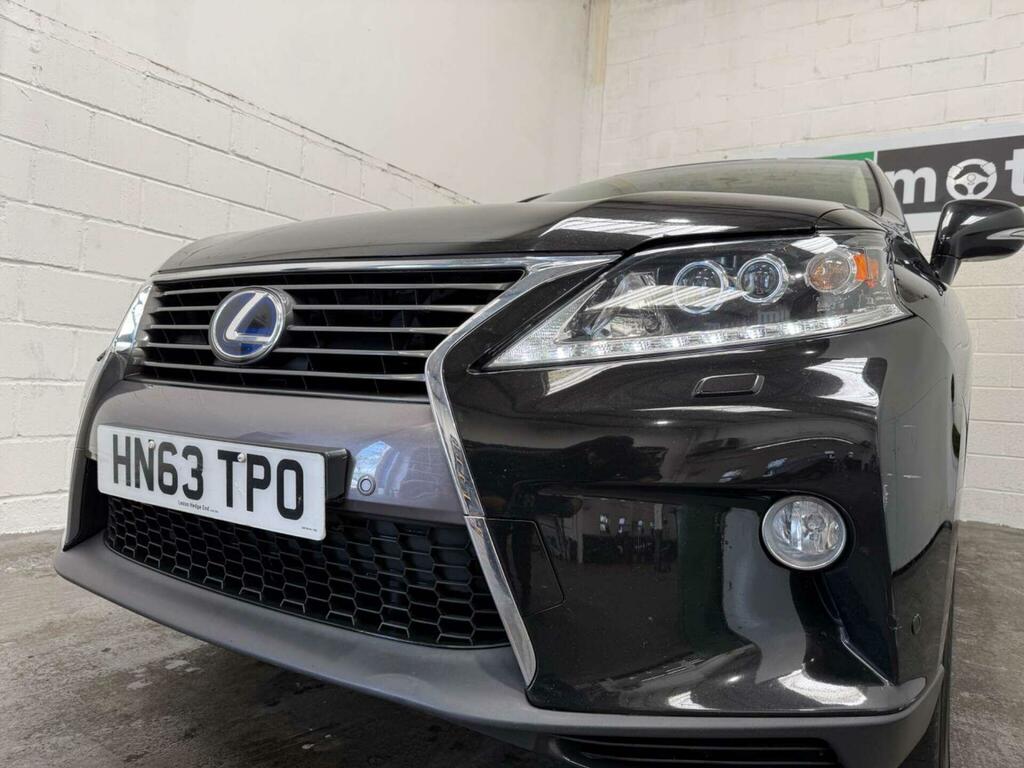 Lexus RX 450H Premier White #42