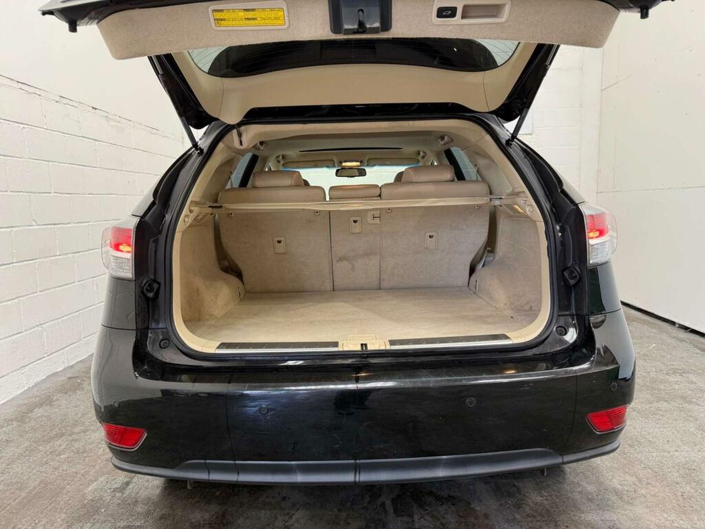 Lexus RX 450H Premier White #33