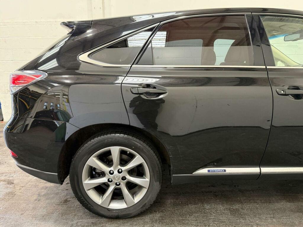 Lexus RX 450H Premier White #31